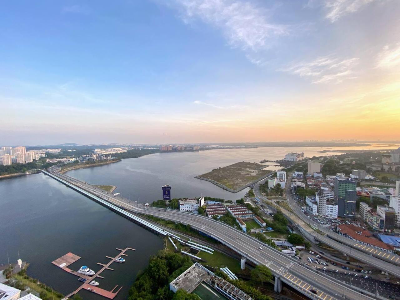 R&F Princess Cove Jb Apartment Suites By Sc Homestay Джохор-Бару Экстерьер фото
